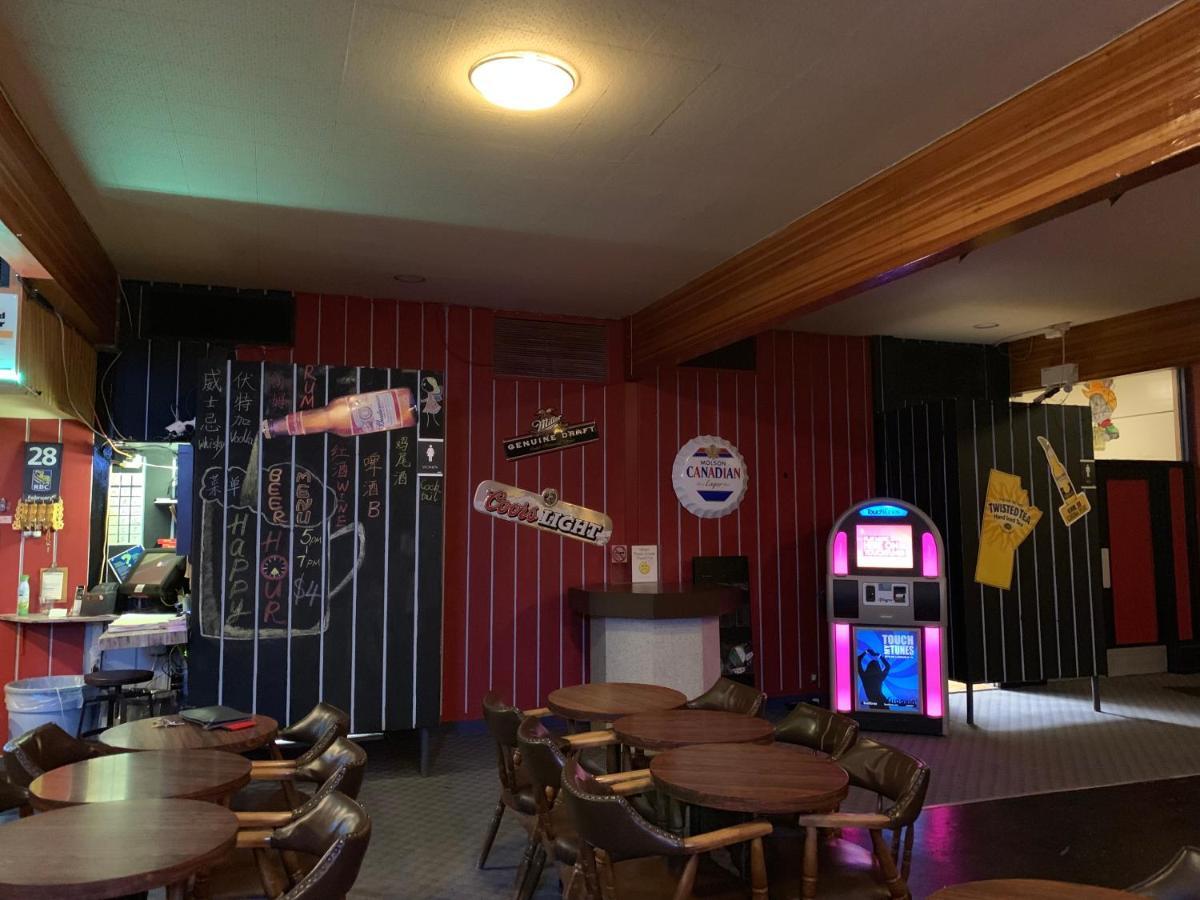Manitou Motor Inn Eksteriør bilde