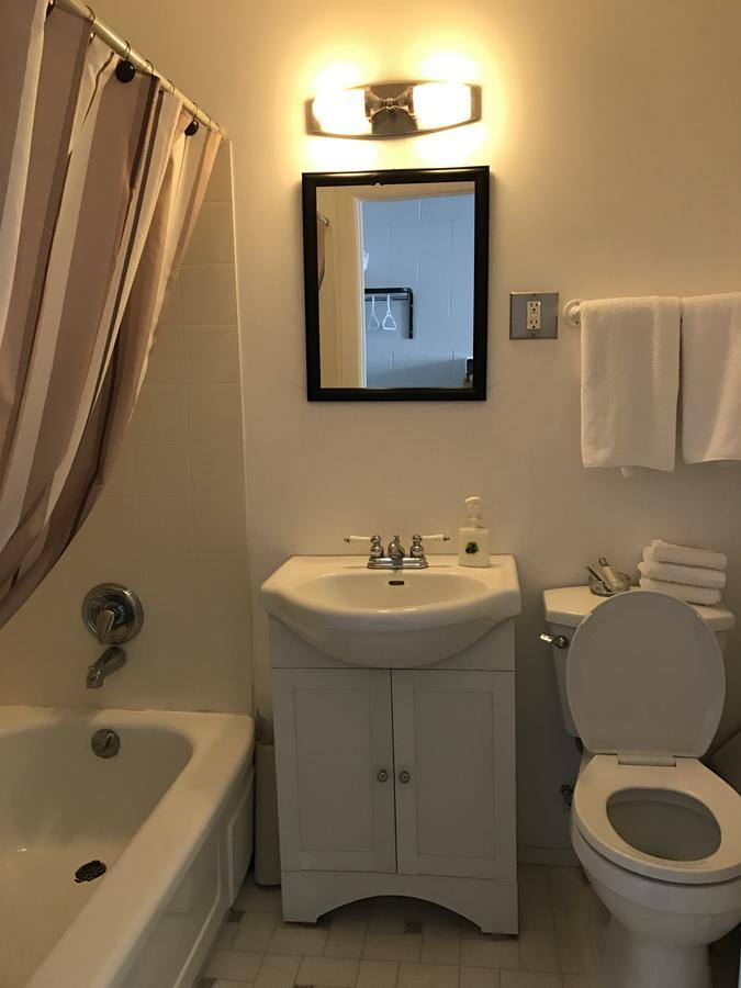 Manitou Motor Inn Eksteriør bilde