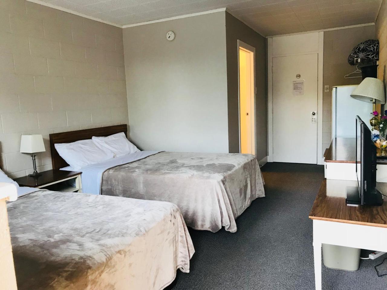 Manitou Motor Inn Eksteriør bilde